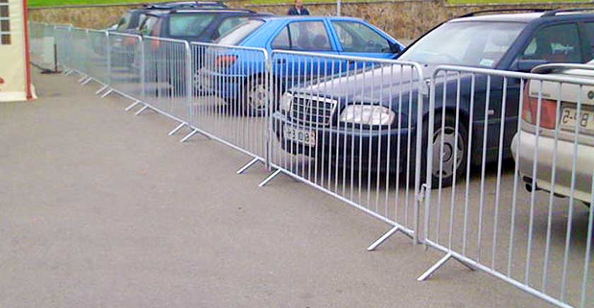 Фан-барьеры — ограждения для различных мероприятий