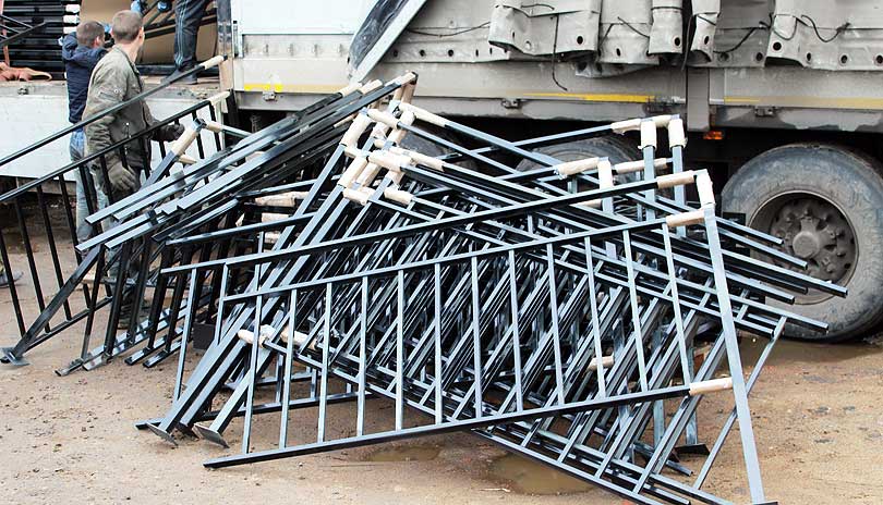 Пешеходные заграждения — отгрузка заказчику