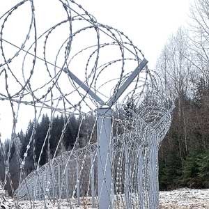 Заграждение из ПКЛЗ и козырьковое ограждение СББ АКЛ — типовой проект