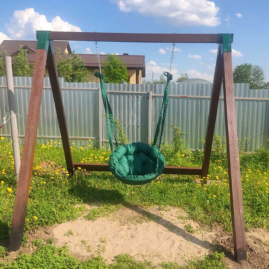 Сделал качели своими руками: результат превзошёл все ожидания!