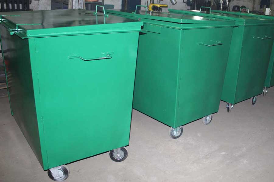 Контейнеры для твердых бытовых отходов
