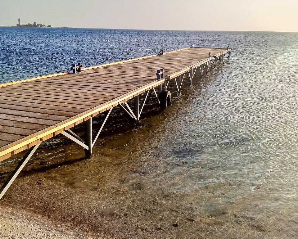 Строительство быстровозводимых причалов, пирсов