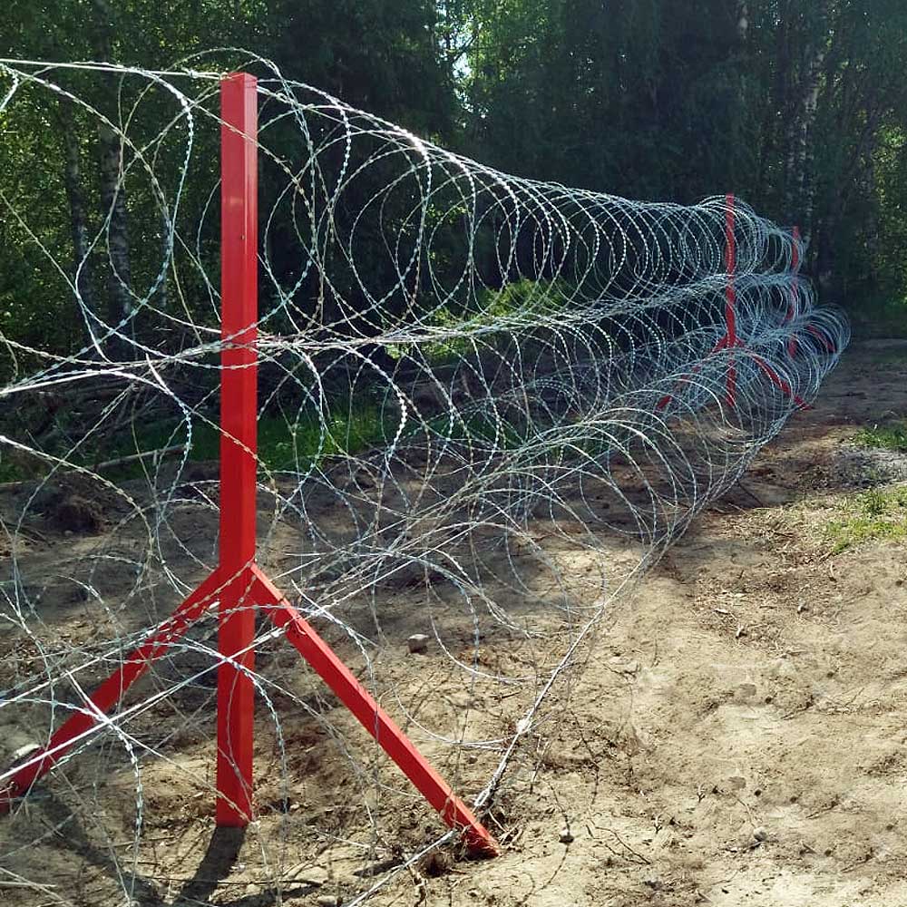 Быстроустанавливаемое противопехотное заграждение