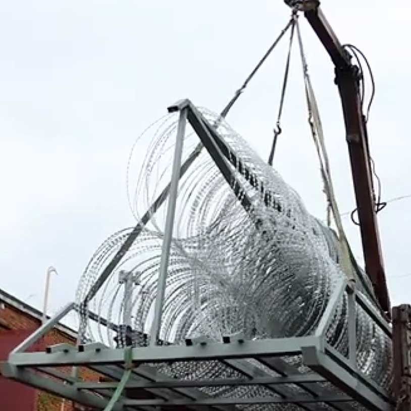 Мобильное быстроразворачиваемое заграждение МБЗ противопехотное