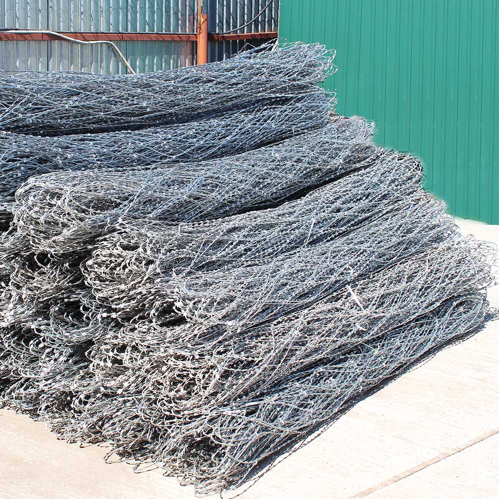 Плоское колючее сетчатое заграждение ПКЛЗ