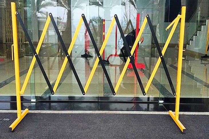 Раздвижные мобильные заграждения