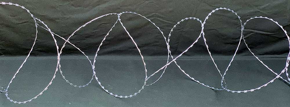 Спиральный барьер безопасности СББ АКЛ 400/40/3