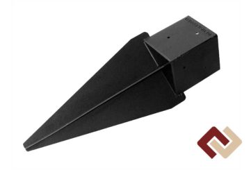 Свая-коннектор забивная под брус 100х100 длина лезвия 500 мм