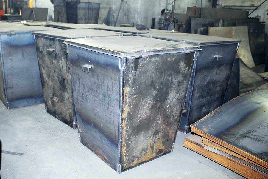 Контейнеры для твердых бытовых отходов