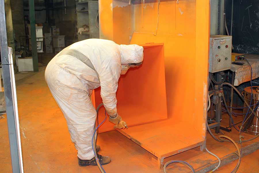 Контейнеры для твердых бытовых отходов