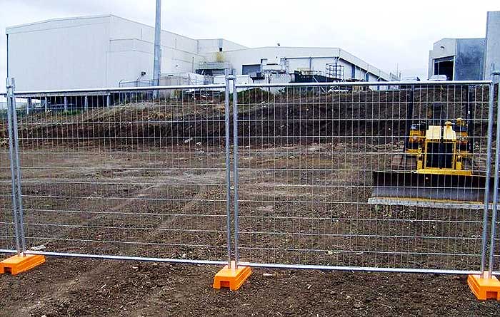 Секционные мобильные заграждения